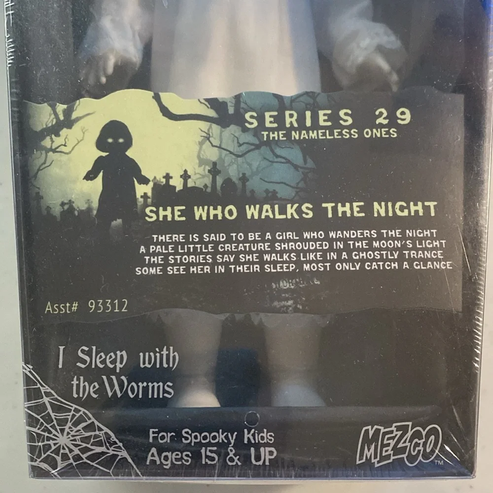 Living Dead Dolls She Who Walks The Night